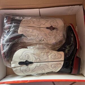 Ferrini Italia Exotic Leather Boots